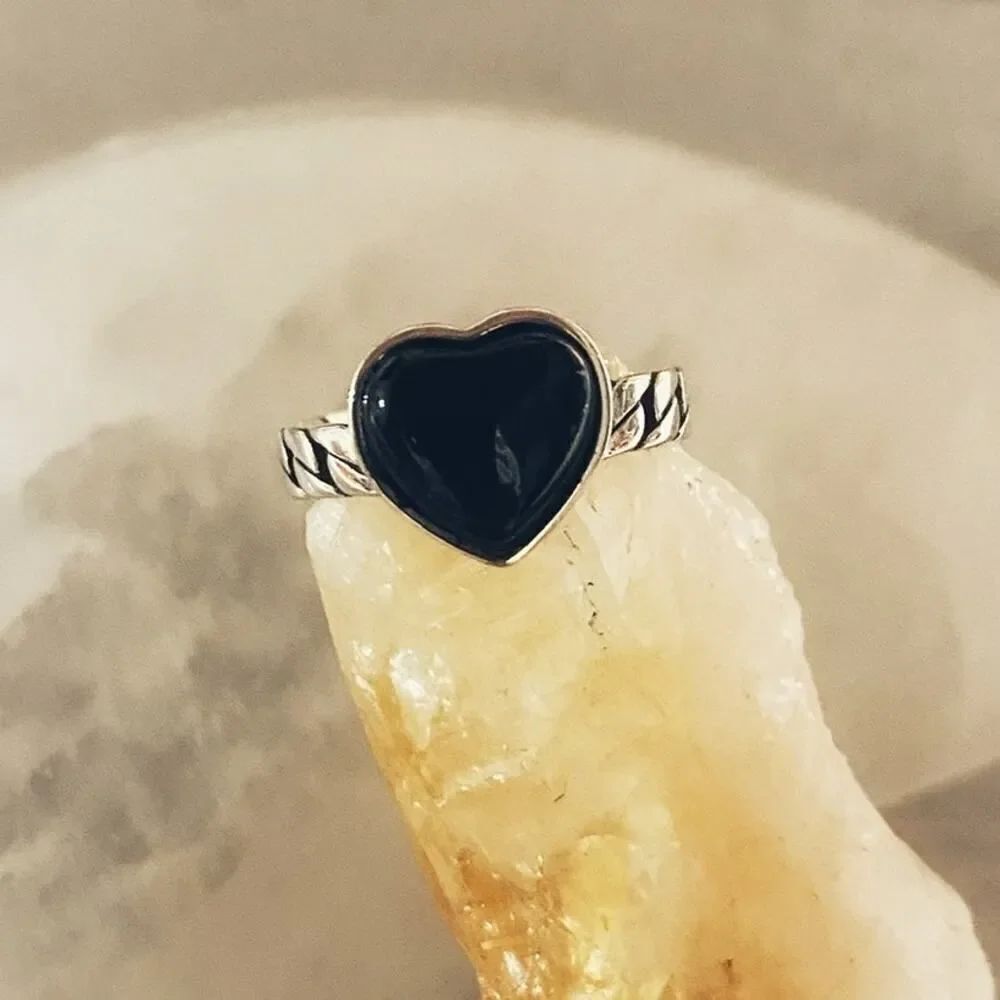 925 Sterling Silver Black Agate Heart Ring